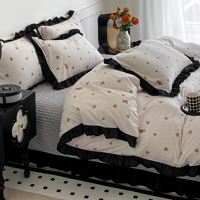 91家纺网 家纺一手货源 找家纺 乐沐家纺 2025新款法式花边夹棉床盖四件套 晚秋