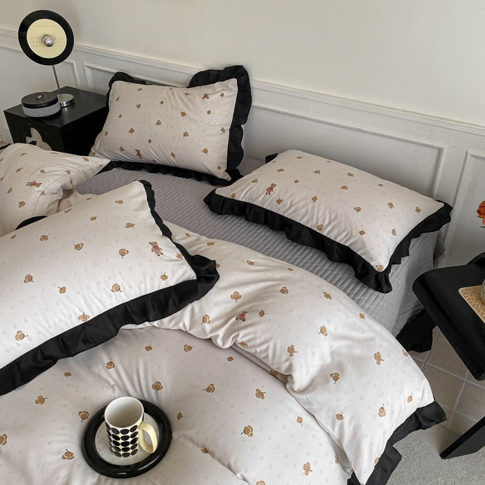 91家纺网 家纺一手货源 找家纺 乐沐家纺 2025新款法式花边夹棉床盖四件套 晚秋