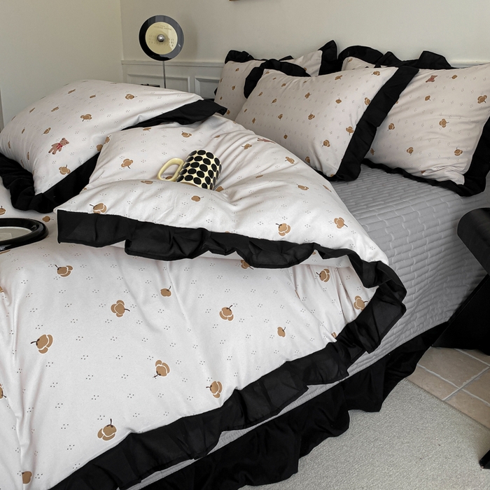 91家纺网 家纺一手货源 找家纺 乐沐家纺 2025新款法式花边夹棉床盖四件套 晚秋