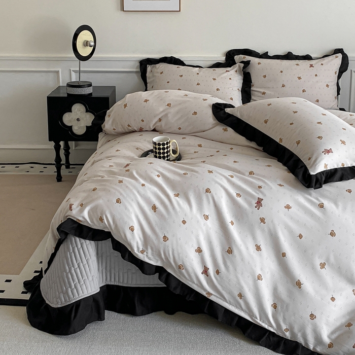 91家纺网 家纺一手货源 找家纺 乐沐家纺 2025新款法式花边夹棉床盖四件套 晚秋