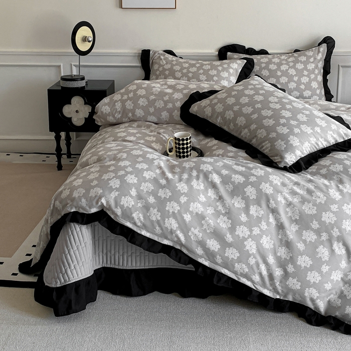 91家纺网 家纺一手货源 找家纺 （总）乐沐家纺 2025新款法式花边夹棉床盖四件套