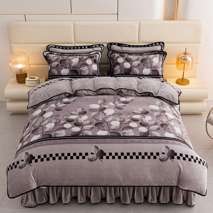 91家纺网 家纺一手货源 找家纺 绒品壹家家纺 2024新款180g7斤牛奶绒印花四件套 枝繁叶茂-灰