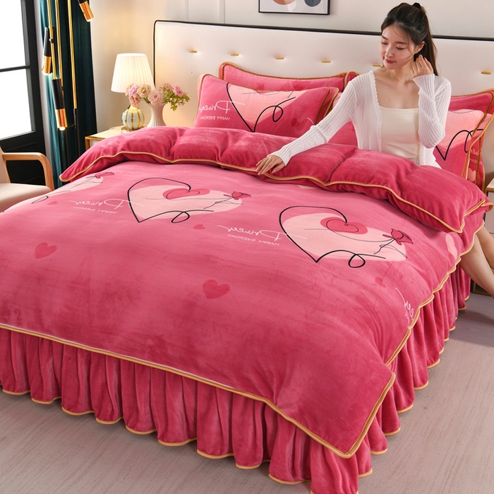 91家纺网 家纺一手货源 找家纺 绒品壹家家纺 2024新款180g7斤牛奶绒印花四件套 玫瑰爱心