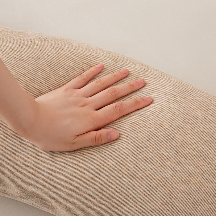 91家纺网 家纺一手货源 找家纺 沐沐家纺 2026新款深睡抱抱枕 杏色