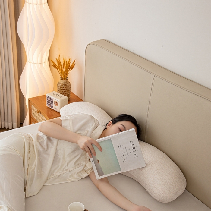 91家纺网 家纺一手货源 找家纺 沐沐家纺 2026新款深睡抱抱枕 白色