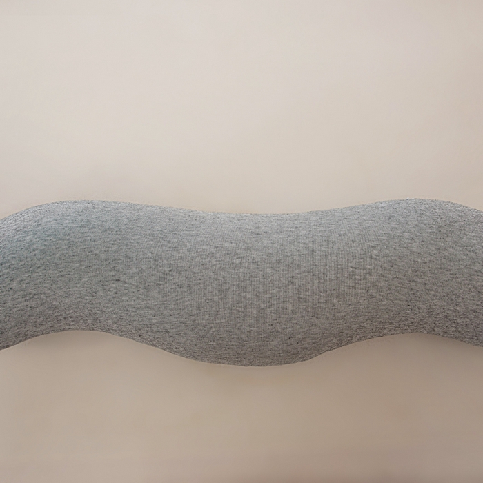 91家纺网 家纺一手货源 找家纺 沐沐家纺 2026新款深睡抱抱枕 深灰色