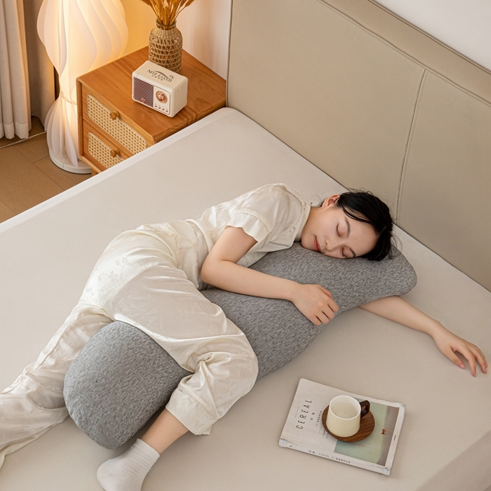 91家纺网 家纺一手货源 找家纺 沐沐家纺 2026新款深睡抱抱枕 深灰色