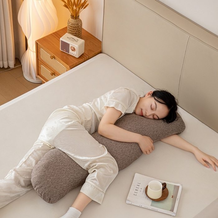 91家纺网 家纺一手货源 找家纺 沐沐家纺 2026新款深睡抱抱枕 烟灰色