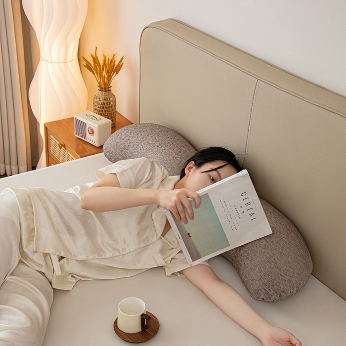 91家纺网 家纺一手货源 找家纺 沐沐家纺 2026新款深睡抱抱枕 烟灰色