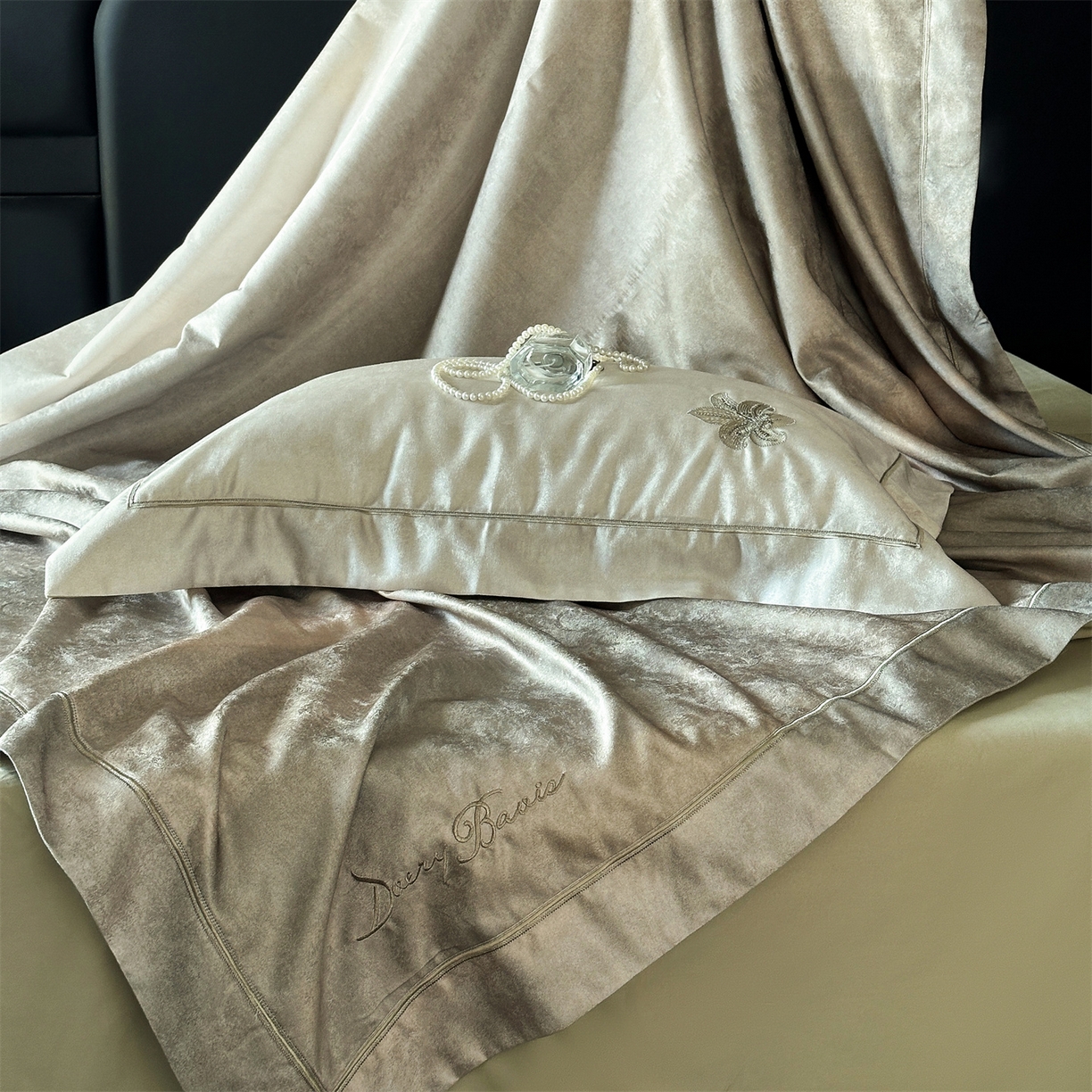 91家纺网 家纺一手货源 找家纺 （总）美娘阁 2025新款长绒棉全棉提花居家款四件套-安露丝