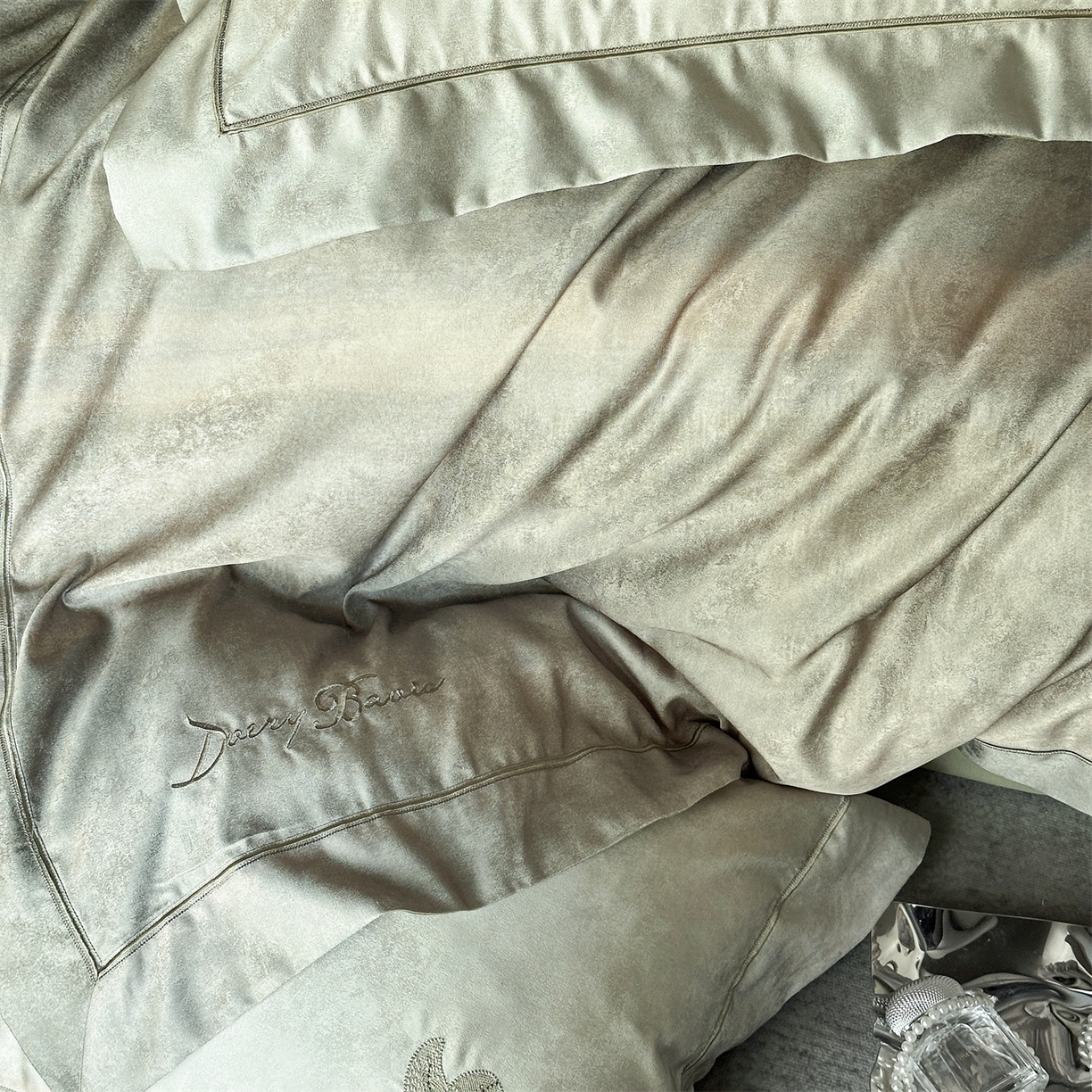 91家纺网 家纺一手货源 找家纺 （总）美娘阁 2025新款长绒棉全棉提花居家款四件套-安露丝