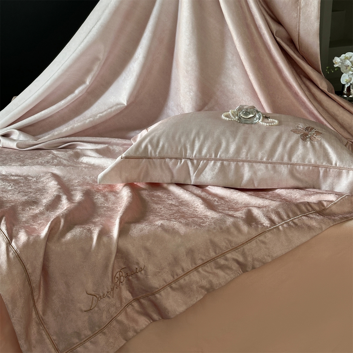 91家纺网 家纺一手货源 找家纺 美娘阁 2025新款长绒棉全棉提花居家款四件套-安露丝 安露丝（粉）