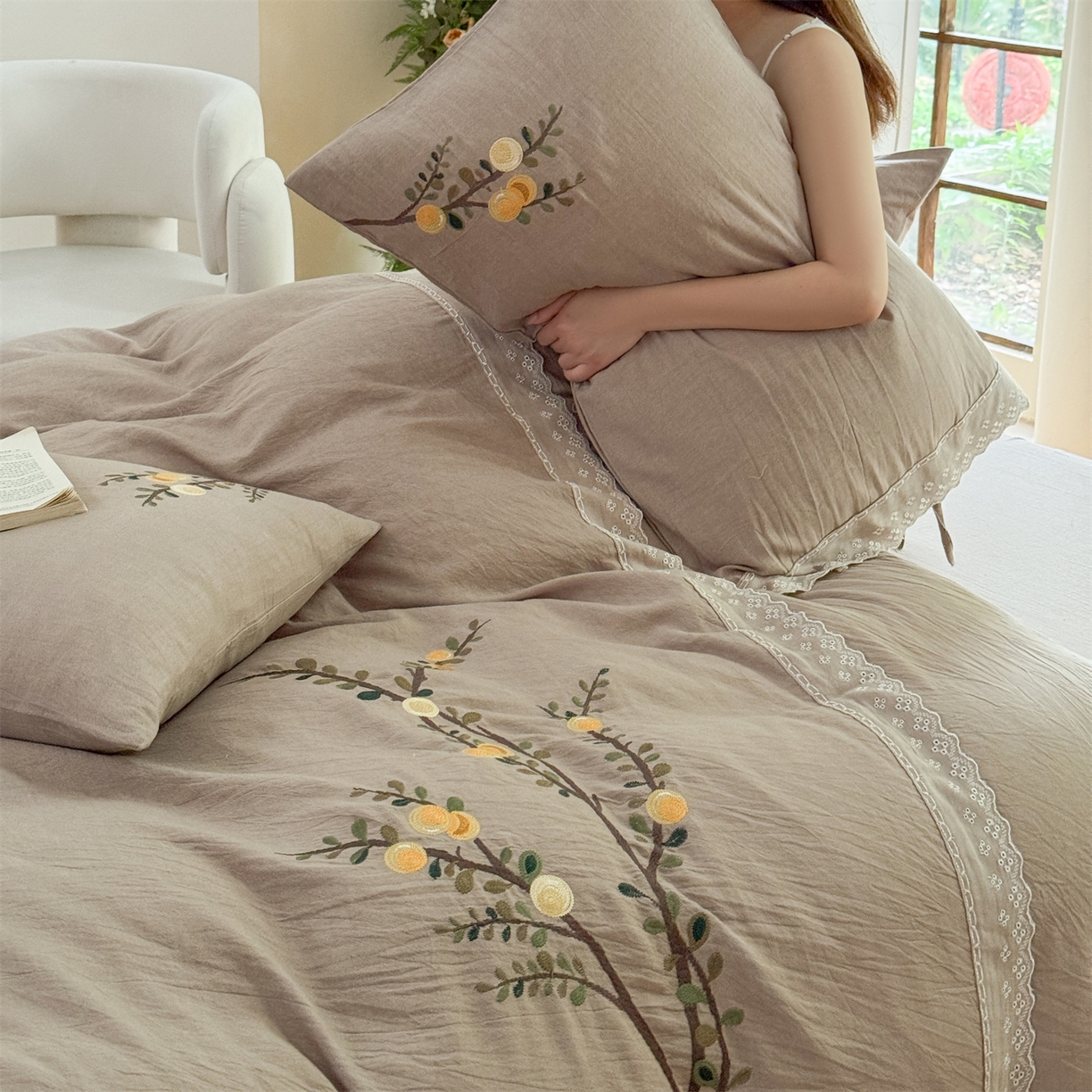 91家纺网 家纺一手货源 找家纺 美娘阁 2025新款长绒棉全棉提花居家款四件套-依初 依初(卡其）