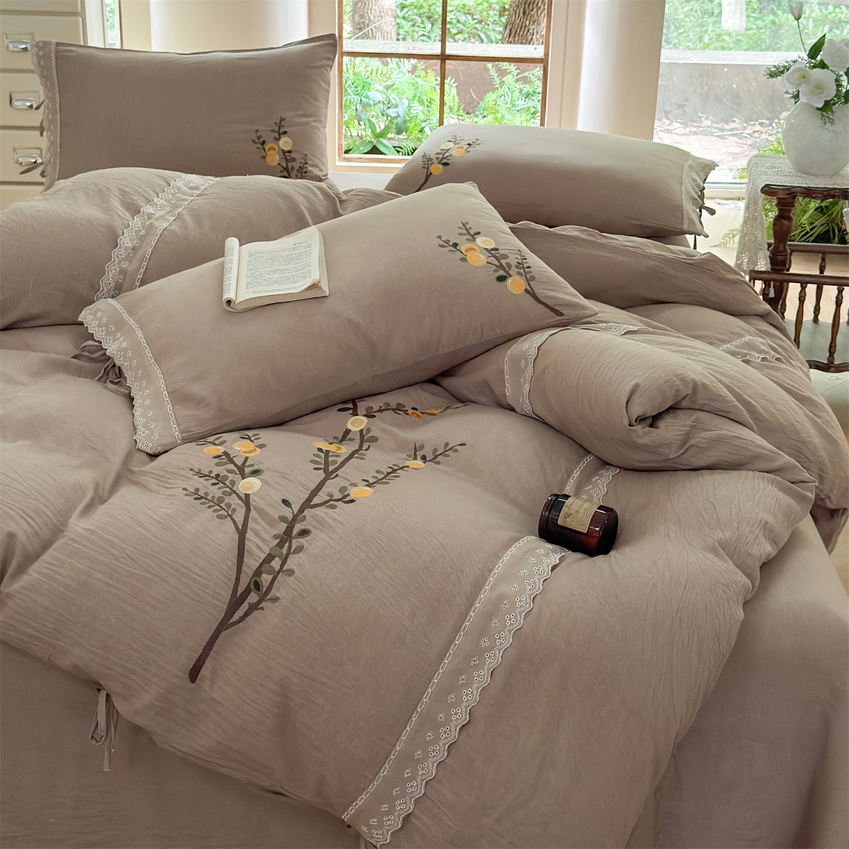 91家纺网 家纺一手货源 找家纺 美娘阁 2025新款长绒棉全棉提花居家款四件套-依初 依初(卡其）