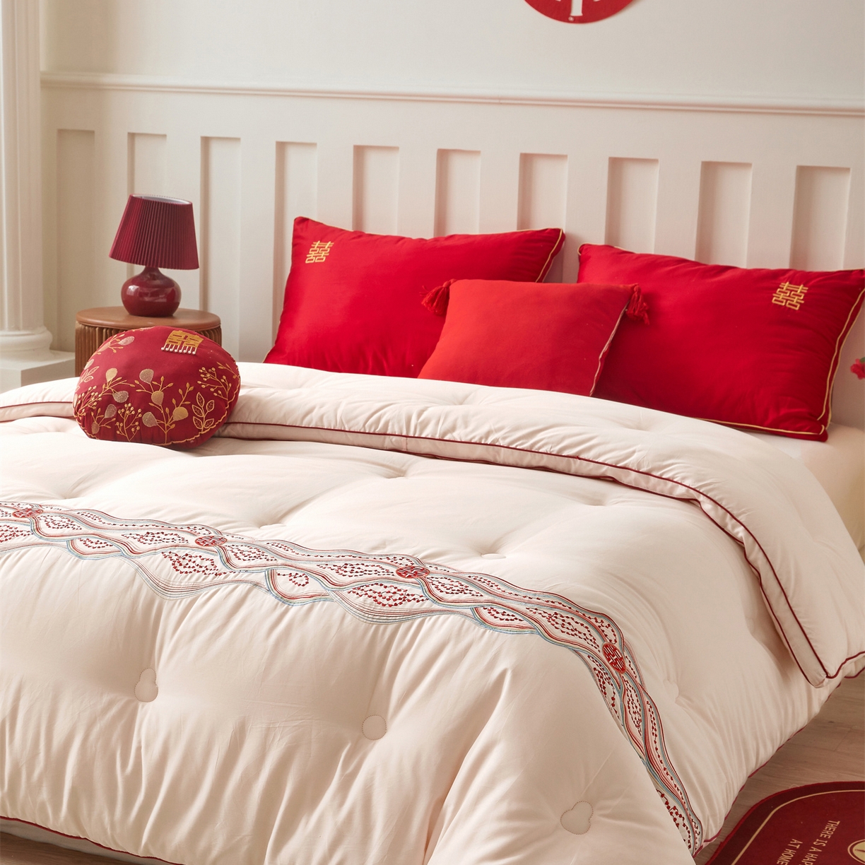 91家纺网 家纺一手货源 找家纺 （总）歌历斯家纺 2025新款60吾家有喜喜庆被婚庆被绣花冬被全棉冬被立体边被子被芯四季被春秋被夏被