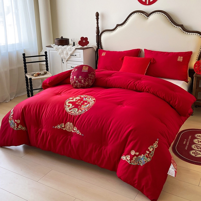91家纺网 家纺一手货源 找家纺 （总）歌历斯家纺 2025新款60S全棉龙凤呈祥喜庆被婚庆被绣花冬被全棉冬被立体边被子被芯四季被春秋被夏被