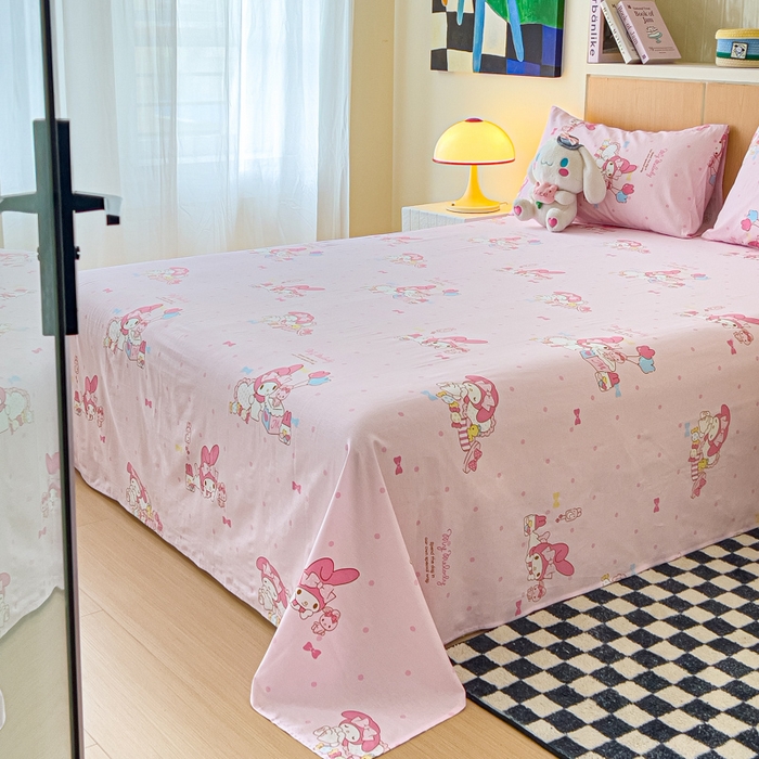 91家纺网 家纺一手货源 找家纺 金丝鸟家纺 2025新款三丽鸥系列全棉斜纹13370单品床单 波点美乐蒂