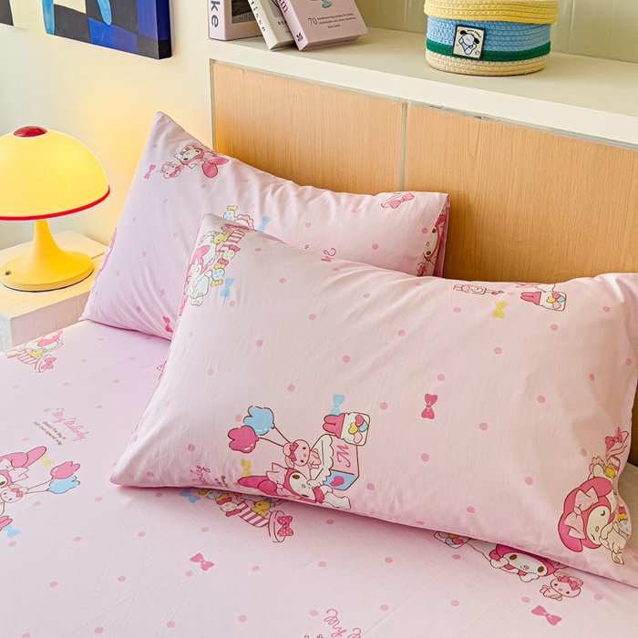 91家纺网 家纺一手货源 找家纺 金丝鸟家纺 2025新款三丽鸥系列全棉斜纹13370单品床单 波点美乐蒂