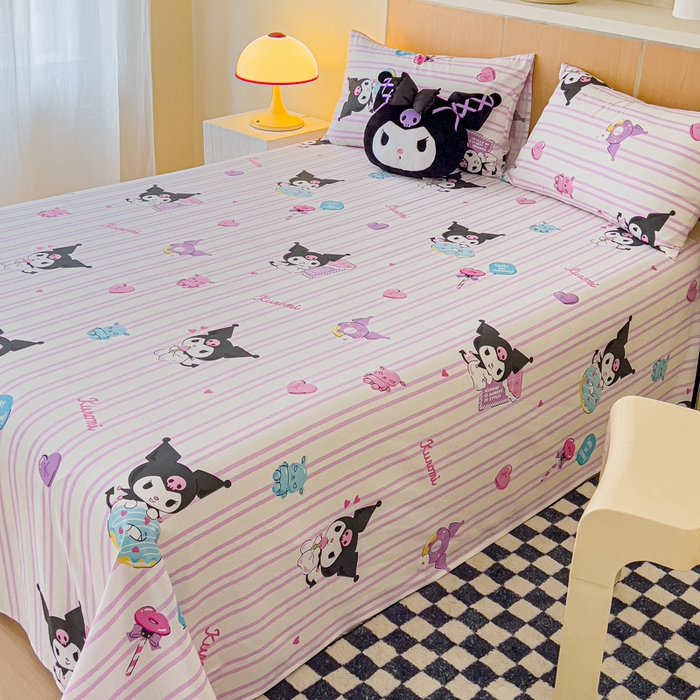 91家纺网 家纺一手货源 找家纺 金丝鸟家纺 2025新款三丽鸥系列全棉斜纹13370单品床单 条纹库洛米