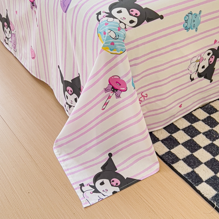 91家纺网 家纺一手货源 找家纺 金丝鸟家纺 2025新款三丽鸥系列全棉斜纹13370单品床单 条纹库洛米