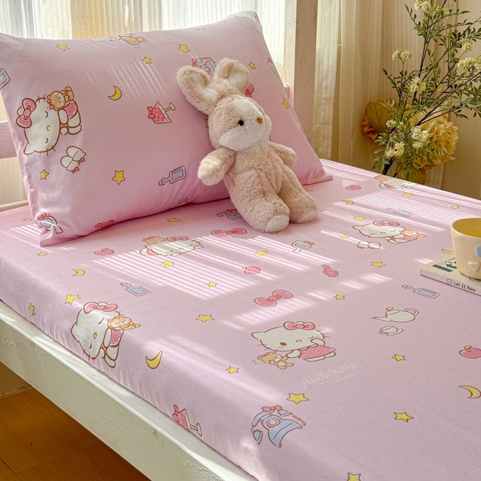 91家纺网 家纺一手货源 找家纺 金丝鸟家纺 2025新款三丽鸥系列全棉斜纹13370单品床笠-学生床 晚安kt