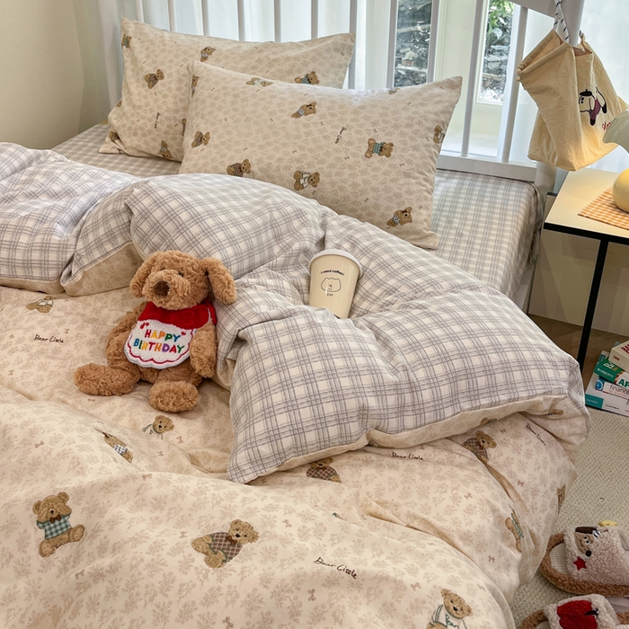 91家纺网 家纺一手货源 找家纺 盛馨家纺 2025年开学季秋冬新品小清新全棉学生三件套四件套床笠四件套跑量款系列 布偶熊
