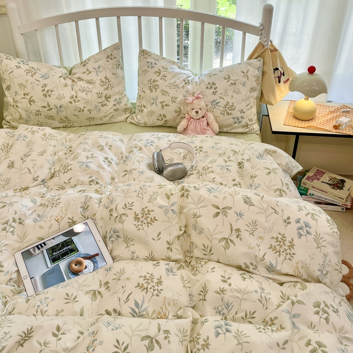 91家纺网 家纺一手货源 找家纺 盛馨家纺 2025年开学季秋冬新品小清新全棉学生三件套四件套床笠四件套跑量款系列 花草之家