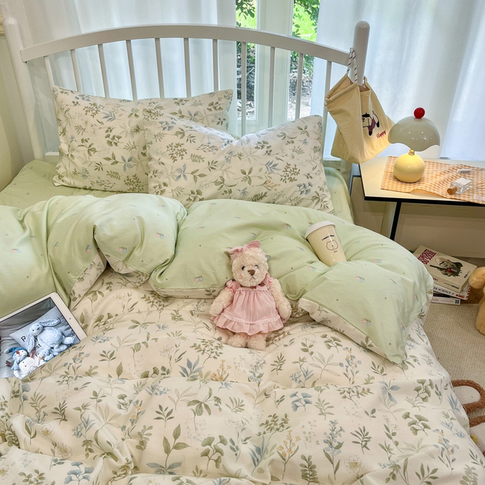 91家纺网 家纺一手货源 找家纺 盛馨家纺 2025年开学季秋冬新品小清新全棉学生三件套四件套床笠四件套跑量款系列 花草之家