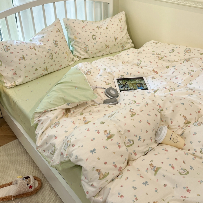 盛馨家纺 2025年开学季秋冬新品小清新全棉学生三件套四件套床笠四件套跑量款系列 花漾兔兔