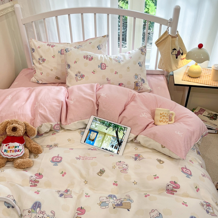 91家纺网 家纺一手货源 找家纺 盛馨家纺 2025年开学季秋冬新品小清新全棉学生三件套四件套床笠四件套跑量款系列 甜甜猫步