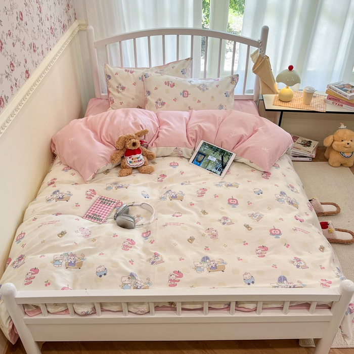 91家纺网 家纺一手货源 找家纺 盛馨家纺 2025年开学季秋冬新品小清新全棉学生三件套四件套床笠四件套跑量款系列 甜甜猫步