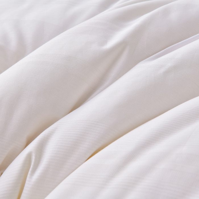 91家纺网 家纺一手货源 找家纺 小牛席业 2025新款全棉小提花大豆立体二合一子母被系列 全棉小提花立体二合一子母被-提花白色