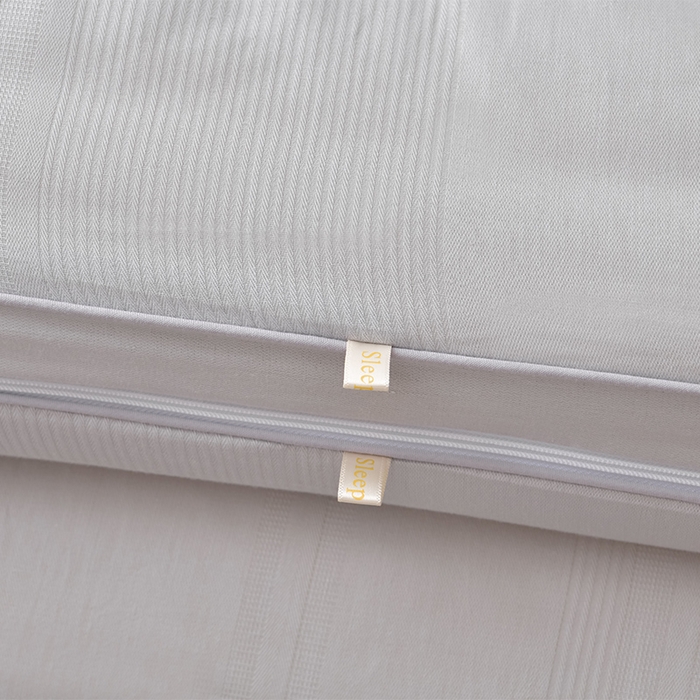 91家纺网 家纺一手货源 找家纺 小牛席业 2025新款全棉小提花大豆立体二合一子母被系列 全棉小提花立体二合一子母被-提花灰色