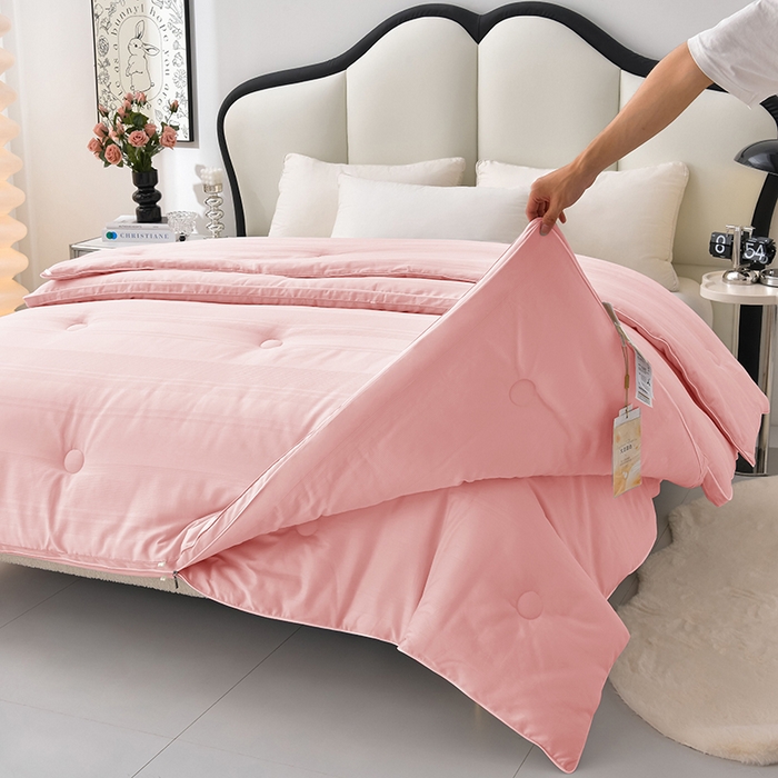 91家纺网 家纺一手货源 找家纺 小牛席业 2025新款全棉小提花大豆立体二合一子母被系列 全棉小提花立体二合一子母被-提花粉色