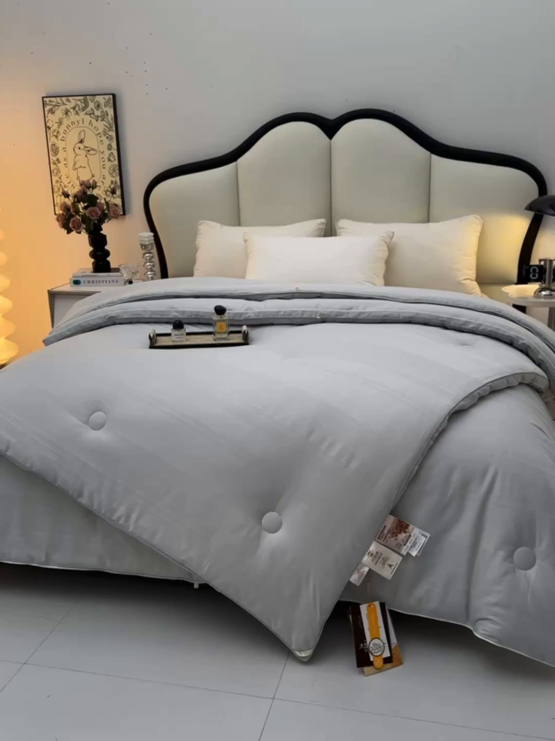 91家纺网 家纺一手货源 找家纺 小牛席业 2025新款全棉小提花大豆立体二合一子母被系列 全棉小提花立体二合一子母被-提花灰色