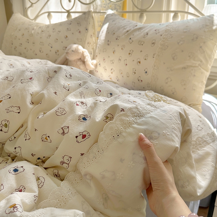 91家纺网 家纺一手货源 找家纺 思诺羽床笠 2025新款A类法式小清新皱皱纱花边蕾丝水洗棉床上四件套宿舍床笠三件套 兔兔世界