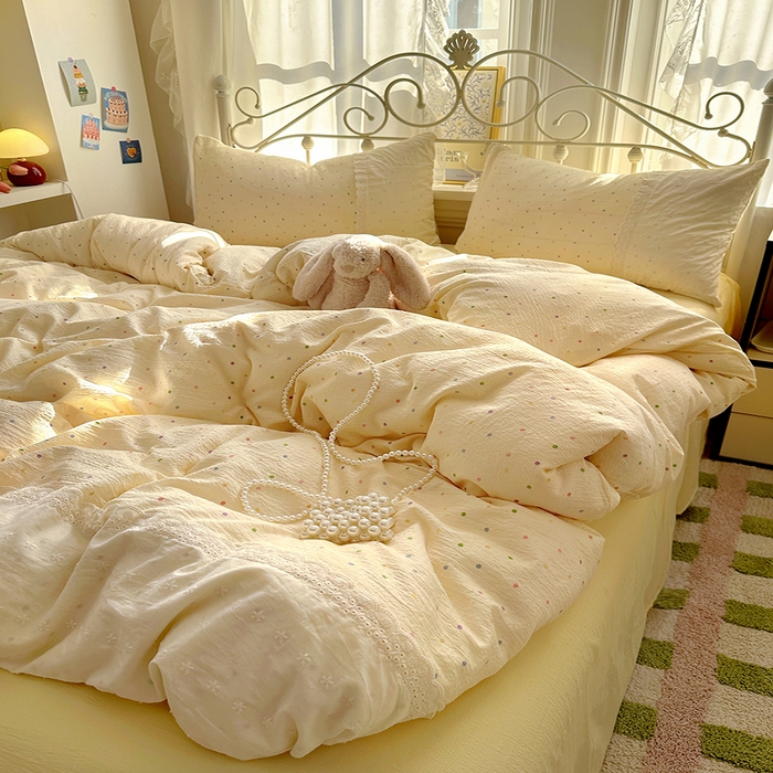 91家纺网 家纺一手货源 找家纺 思诺羽床笠 2025新款A类法式小清新皱皱纱花边蕾丝水洗棉床上四件套宿舍床笠三件套 奶油波点