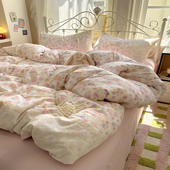 91家纺网 家纺一手货源 找家纺 思诺羽床笠 2025新款A类法式小清新皱皱纱花边蕾丝水洗棉床上四件套宿舍床笠三件套 繁花千朵