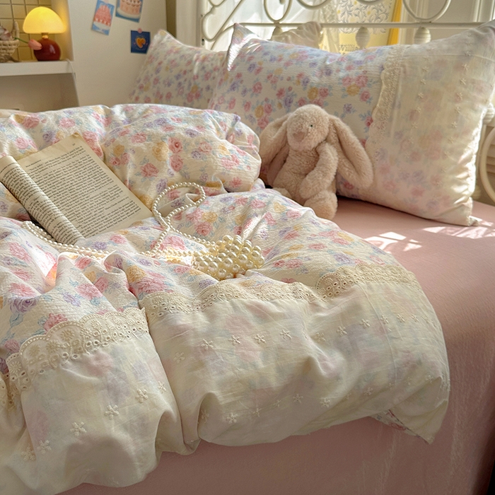 91家纺网 家纺一手货源 找家纺 思诺羽床笠 2025新款A类法式小清新皱皱纱花边蕾丝水洗棉床上四件套宿舍床笠三件套 繁花千朵