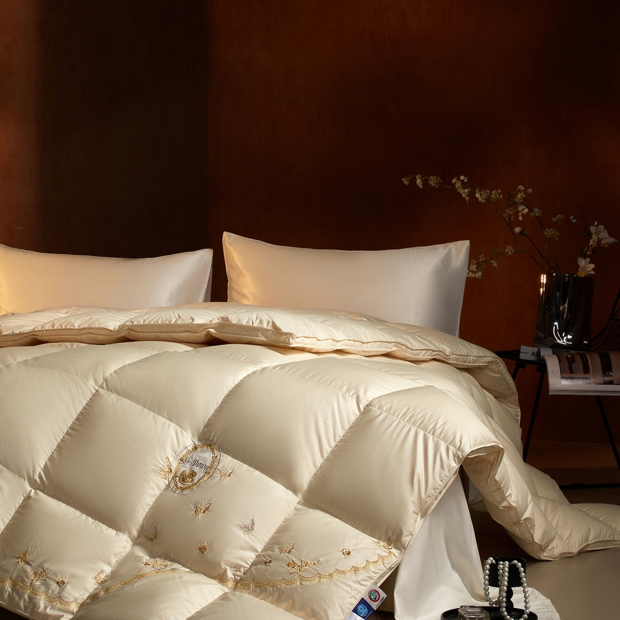 91家纺网 家纺一手货源 找家纺 织梦人羽绒工厂店2025新款羽绒被壳 蝶羽-米黄