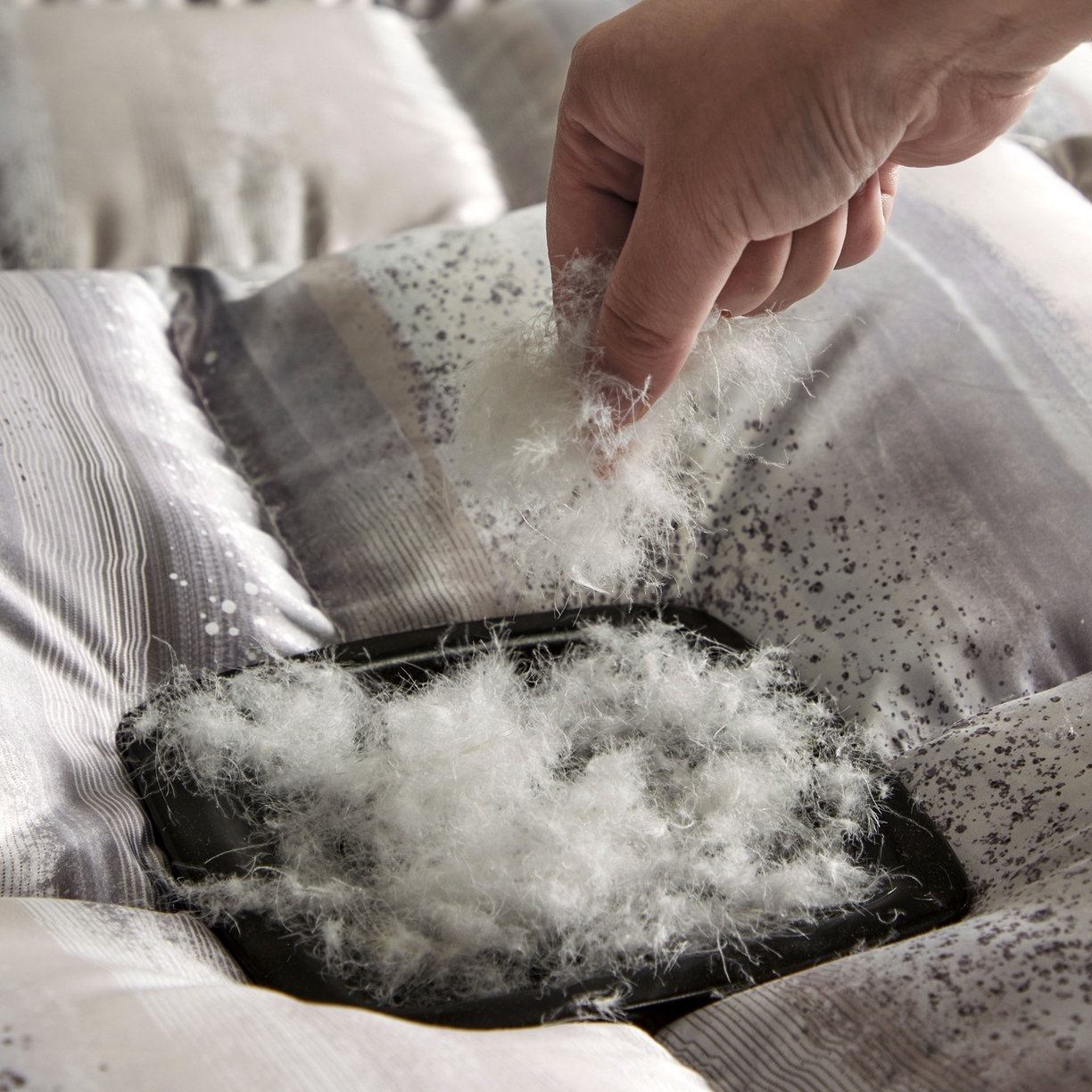 91家纺网 家纺一手货源 找家纺 织梦人羽绒工厂店2025新款羽绒被壳 莫代尔印花-琥珀之光灰