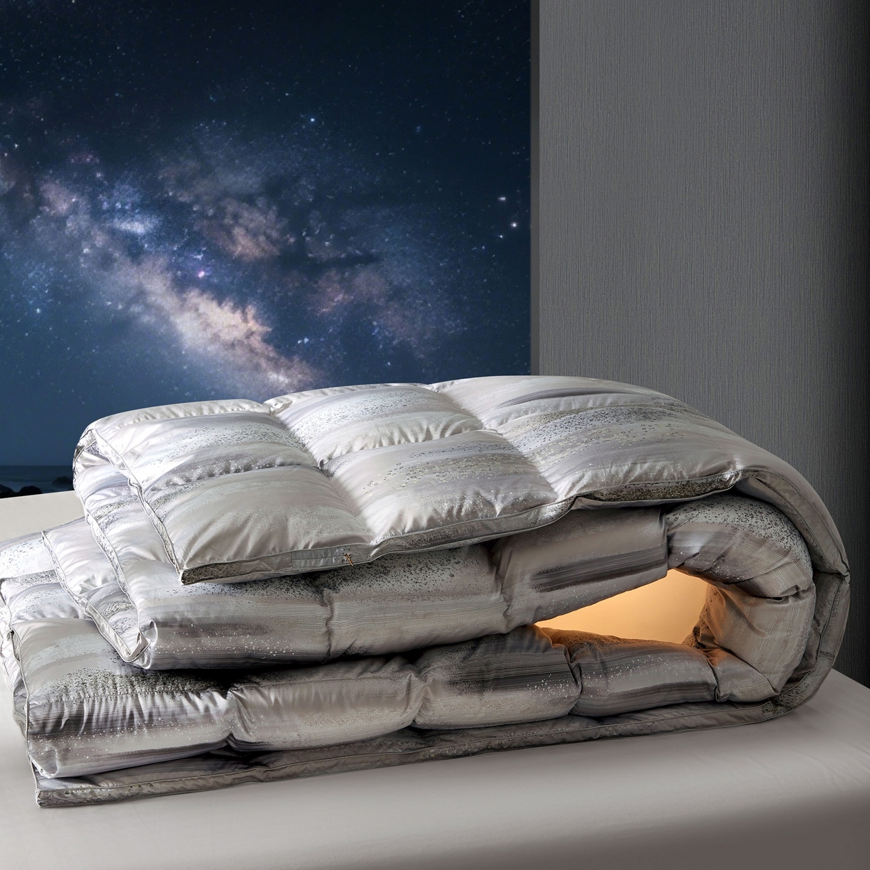 91家纺网 家纺一手货源 找家纺 织梦人羽绒工厂店2025新款羽绒被壳 莫代尔印花-琥珀之光灰