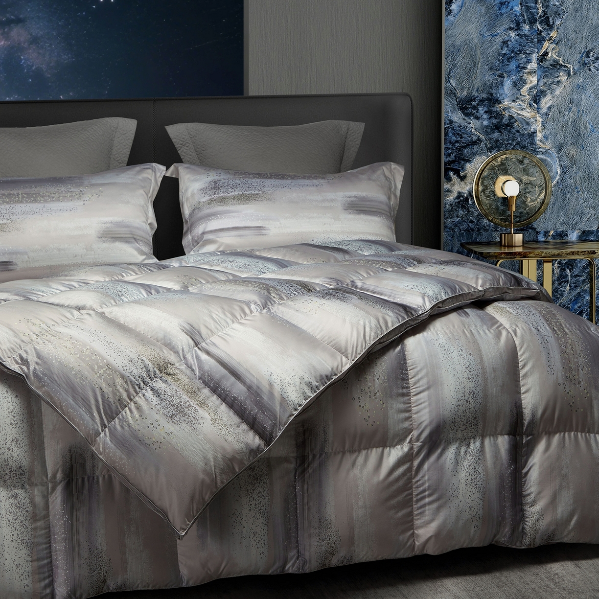 91家纺网 家纺一手货源 找家纺 织梦人羽绒工厂店2025新款羽绒被壳 莫代尔印花-琥珀之光灰