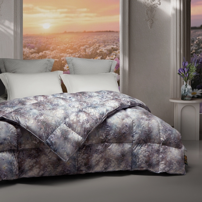 91家纺网 家纺一手货源 找家纺 织梦人羽绒工厂店 2025新款高蓬松羽绒被85鸭绒大牌同款花型 春风浅浅