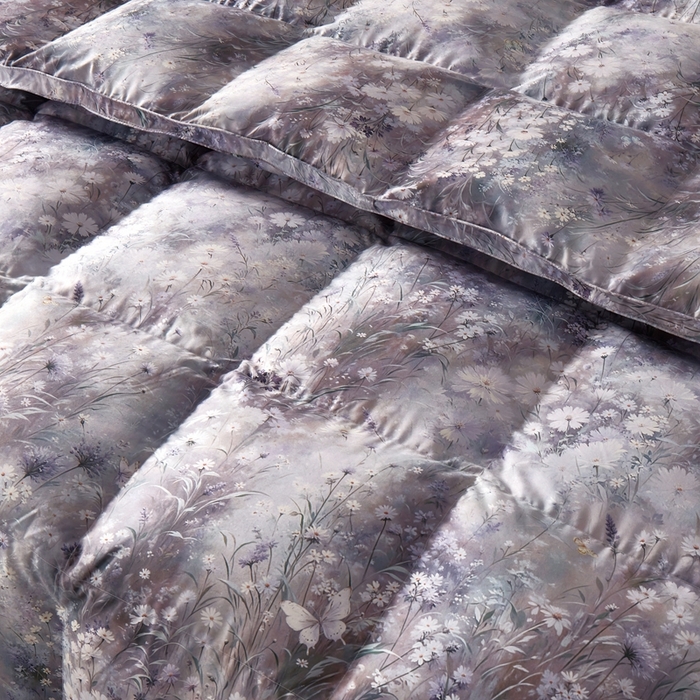 91家纺网 家纺一手货源 找家纺 织梦人羽绒工厂店 2025新款高蓬松羽绒被85鸭绒大牌同款花型 春风浅浅