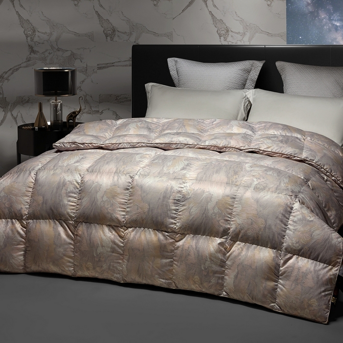 91家纺网 家纺一手货源 找家纺 织梦人羽绒工厂店 2025新款高蓬松羽绒被85鸭绒大牌同款花型 观沧海粉