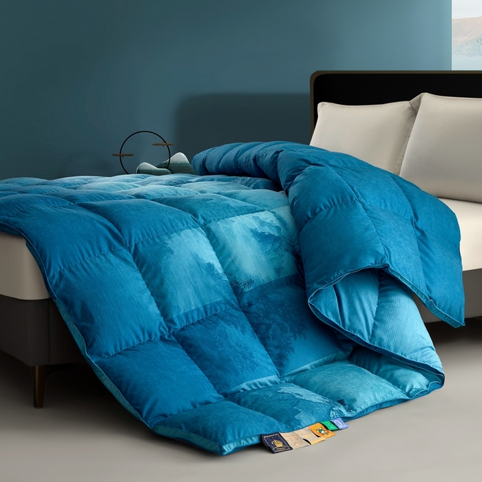 91家纺网 家纺一手货源 找家纺 织梦人羽绒工厂店 2025新款高蓬松羽绒被85鸭绒大牌同款花型 秋山晚翠