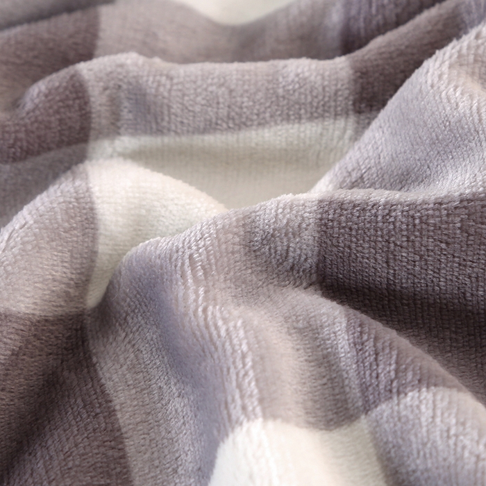 91家纺网 家纺一手货源 找家纺 莱凯家纺 2025新款牛奶绒四件套保暖加厚金貂绒套件 灰小格