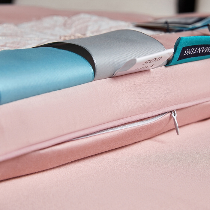 91家纺网 家纺一手货源 找家纺 小牛席业2025新款尚品天丝棉恒温冬被 粉色