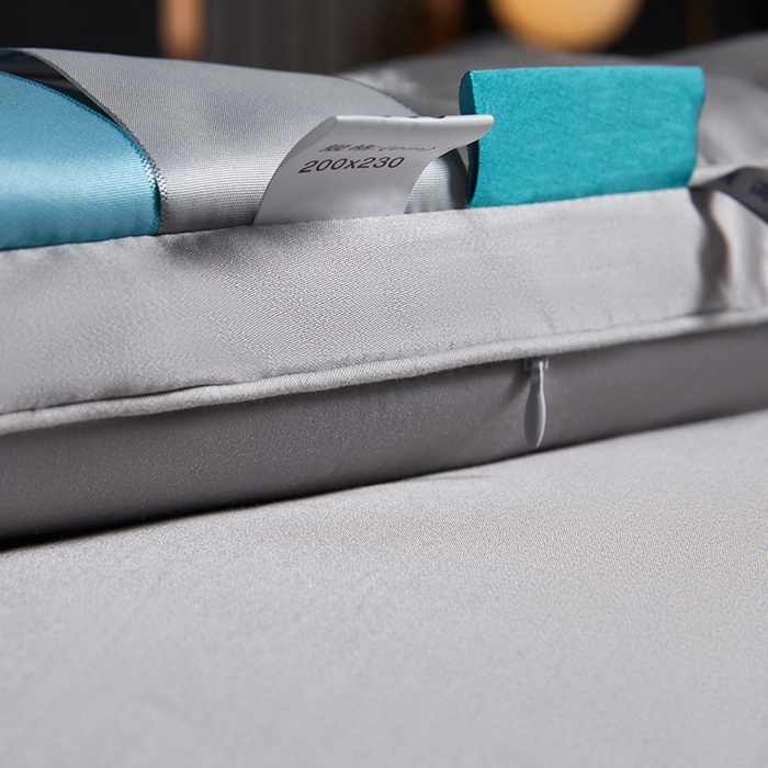 91家纺网 家纺一手货源 找家纺 小牛席业2025新款尚品天丝棉恒温冬被 灰色